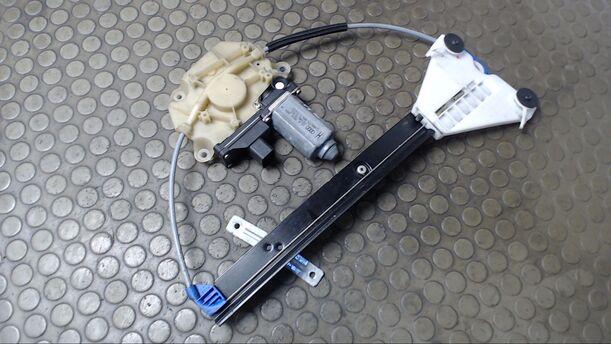 Foto: FENSTERHEBER HINTEN LINKS eines Audi A3 1.9 TDI CL