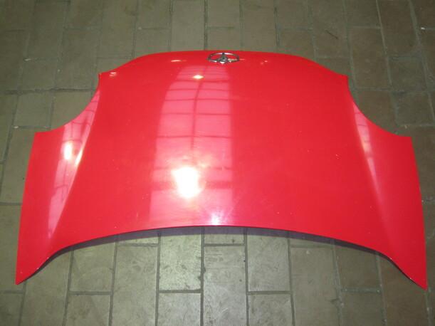 Foto: MOTORHAUBE eines Daewoo Matiz 1.0