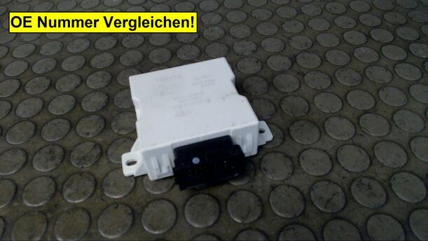 Foto: STEUERGERÄT SCHEIBENWISCHER eines Toyota Avensis 2.0 D-4D Combi CL