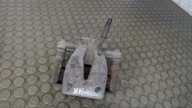 Foto: BREMSSATTEL HINTEN RECHTS eines Toyota Avensis 2.0 D-4D Combi CL