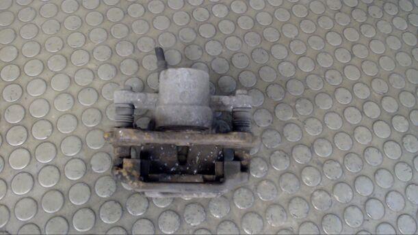 Foto: BREMSSATTEL HINTEN RECHTS eines Toyota Avensis 2.0 D-4D Combi CL