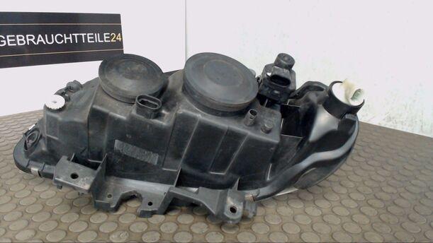 Foto: SCHEINWERFER RECHTS eines Renault Laguna Grandtour 2.0 16V Eco