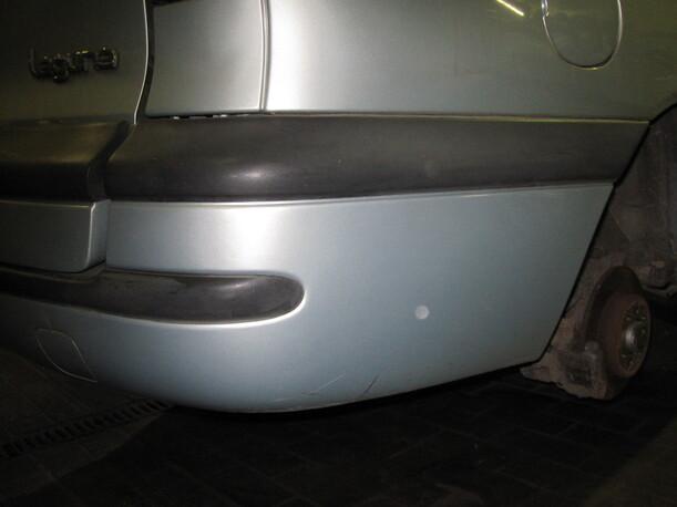 Foto: STOSSFÄNGER HINTEN eines Renault Laguna Grandtour 2.0 16V Comfortline