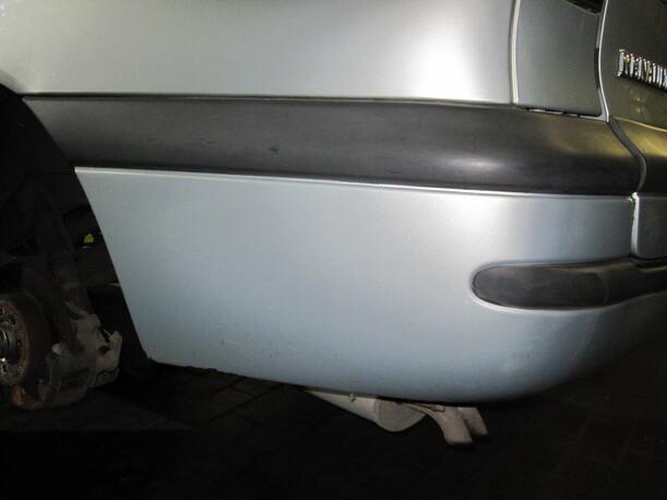 Foto: STOSSFÄNGER HINTEN eines Renault Laguna Grandtour 2.0 16V Comfortline
