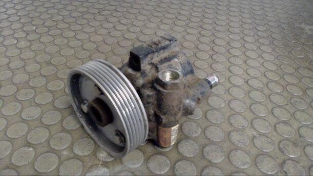 Foto: PUMPE SERVOLENKUNG eines Renault Laguna Grandtour 2.0 16V