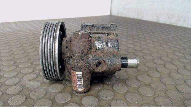 Foto: PUMPE SERVOLENKUNG eines Renault Laguna Grandtour 2.0 16V