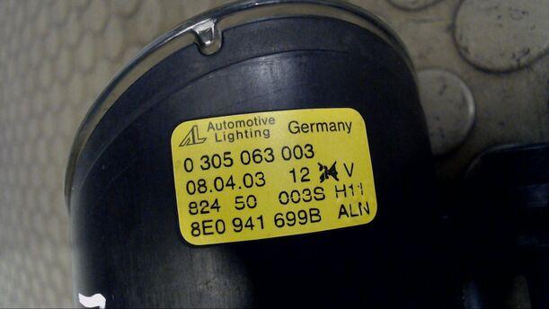 Foto: NEBELSCHEINWERFER LINKS eines Audi A4 Avant 2.5 TDI quattro CL
