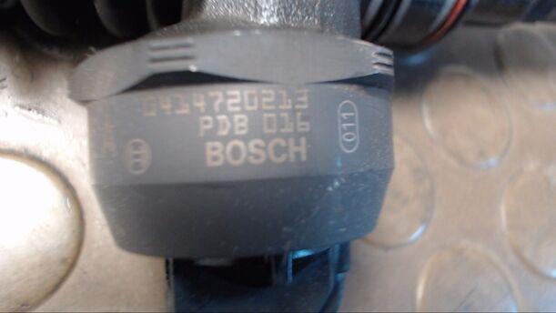 Foto: PUMPE-DÜSE EINHEIT eines Audi A3 1.9 TDI CL