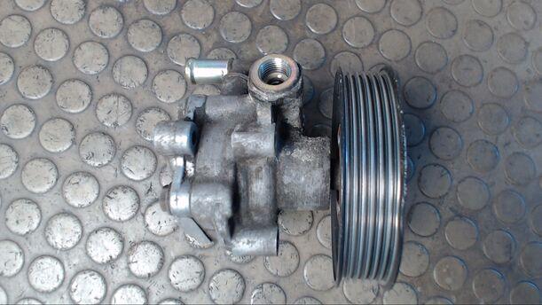 Foto: PUMPE SERVOLENKUNG eines VW Golf 1.9 TDI CL