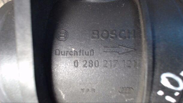 Foto: LUFTMASSENMESSER BOSCH eines VW Golf 1.9 TDI CL