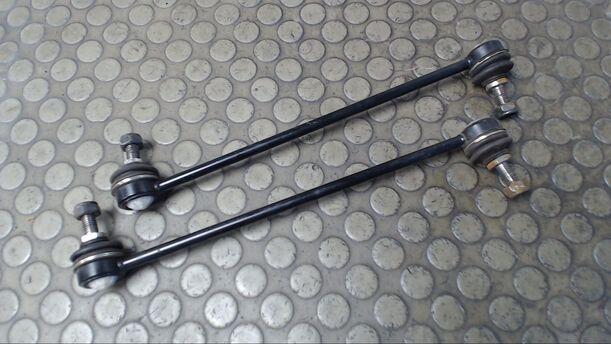 Foto: KOPPELSTANGEN eines Volvo 850 2.5-10V