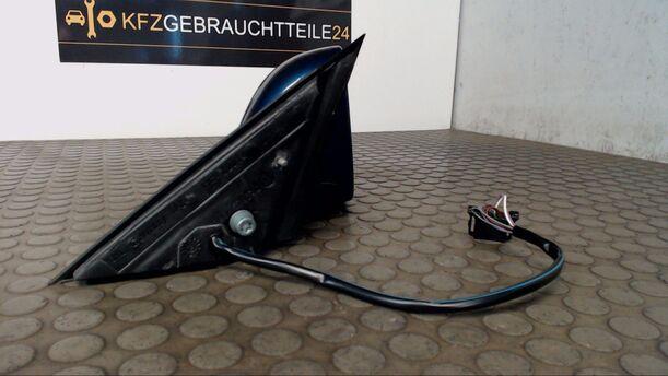 Foto: AUSSENSPIEGEL ELEKTRISCH RECHTS eines VW Passat Variant 2.0 TDI DPF