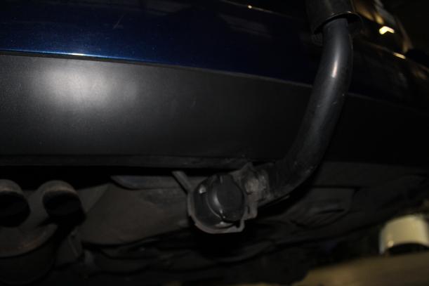 Foto: STOßSTANGE / STOSSFÄNGER HINTEN eines VW Passat Variant 2.0 TDI DPF