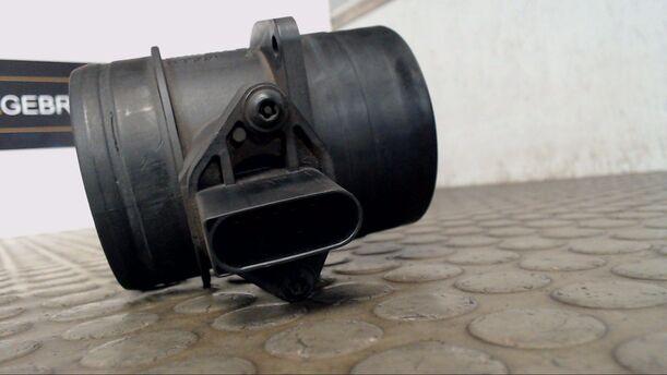 Foto: LUFTMASSENMESSER BOSCH eines VW Passat Variant 2.0 TDI DPF