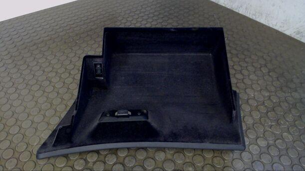 Foto: HANDSCHUHFACH eines BMW 530d touring Ambiente