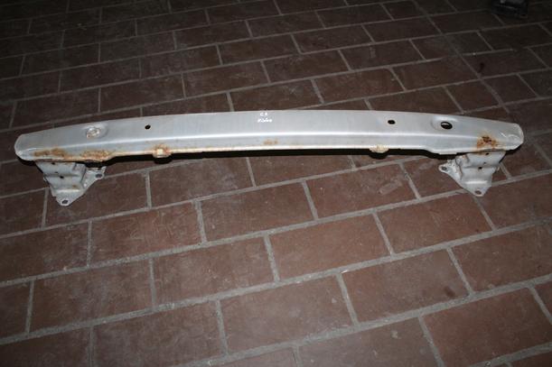 Foto: VERSTÄRKUNG HINTEN eines Citroen C2 1.4 Ambiente