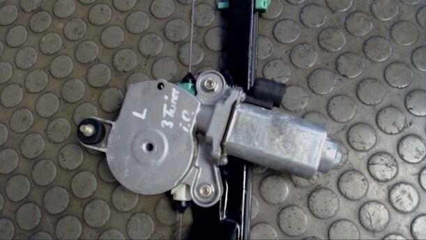 Foto: FENSTERHEBER ELEKTRISCH LINKS (3-TÜRER) eines Fiat Punto 1.2 16V Ambiente