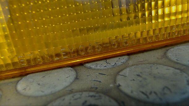 Foto: BLINKER / BLINKLEUCHTE VORN LINKS eines Honda Civic 1.5i 16V