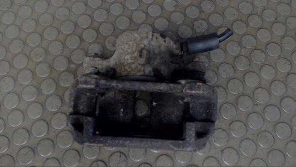Foto: BREMSSATTEL VORN LINKS eines Mercedes-Benz Vaneo CDI 1.7 Cup