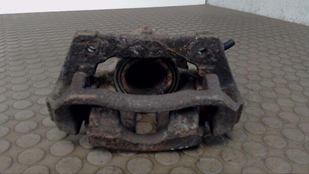 Foto: BREMSSATTEL VORN LINKS eines Mercedes-Benz Vaneo CDI 1.7 Cup