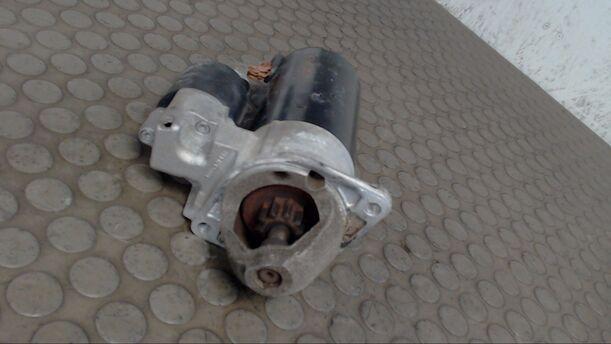 Foto: ANLASSER / STARTER BOSCH eines Mercedes-Benz Vaneo CDI 1.7 City