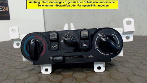 Foto: HEIZUNGSBETÄTIGUNG eines Mazda 323 F 1.5