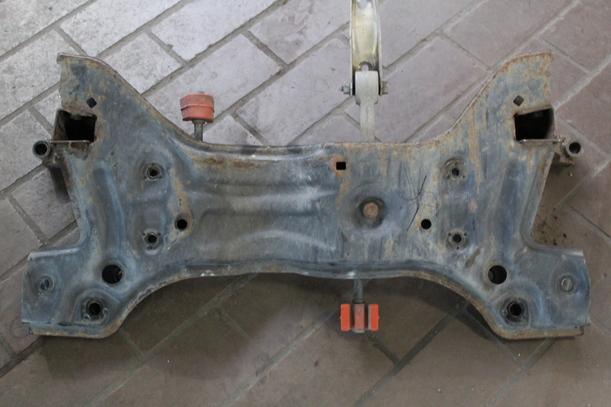 Foto: ACHSKÖRPER VORN eines Skoda Roomster 1.2 12V HTP