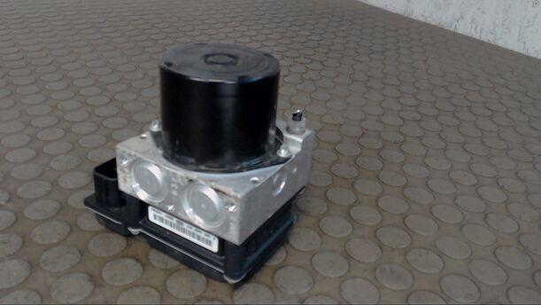 Foto: HAUPTBREMSAGGREGAT ABS eines Skoda Roomster 1.2 12V HTP Cup