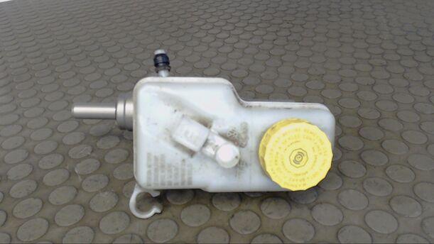Foto: HAUPTBREMSZYLINDER eines Skoda Roomster 1.2 12V HTP Cup