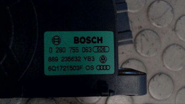 Foto: GASPEDAL eines Skoda Roomster 1.2 12V HTP Cup