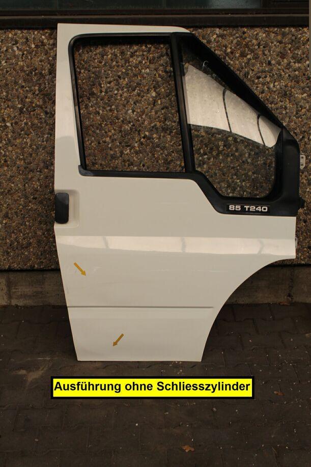 Foto: TÜR VORN RECHTS eines Ford Transit 240 K TDE CL