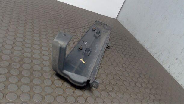 Foto: STOßSTANGENECKE HINTEN LINKS eines Ford Transit 240 K TDE CL