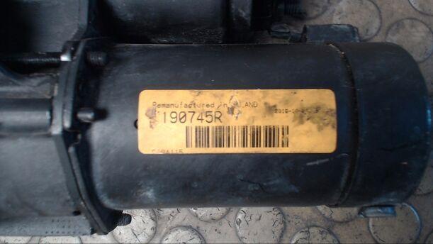 Foto: ANLASSER / STARTER VALEO eines Renault Kangoo 1.9 dTi City