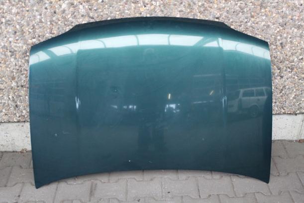 Foto: MOTORHAUBE eines Seat Arosa 1.0 MPI City