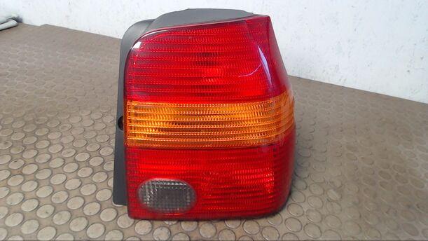 Foto: HECKLEUCHTE RECHTS eines Seat Arosa 1.0 MPI Edition 100