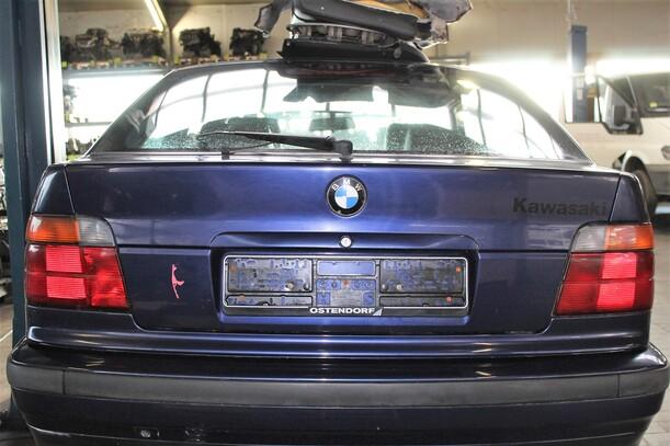 Foto: HECKKLAPPE/ HECKDECKEL eines BMW 316i compact Edition 100