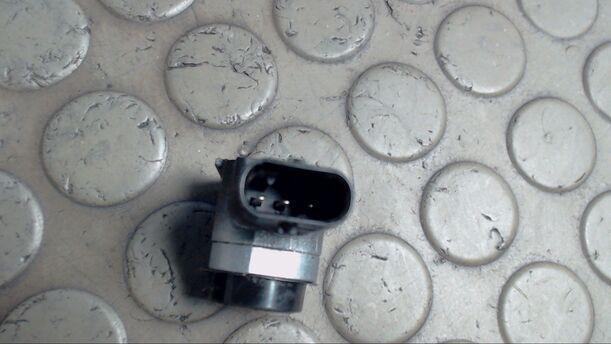 Foto: PARKSENSOREN / PDC-SENSOREN HINTEN eines Ford Mondeo Turnier 2.0 TDCi