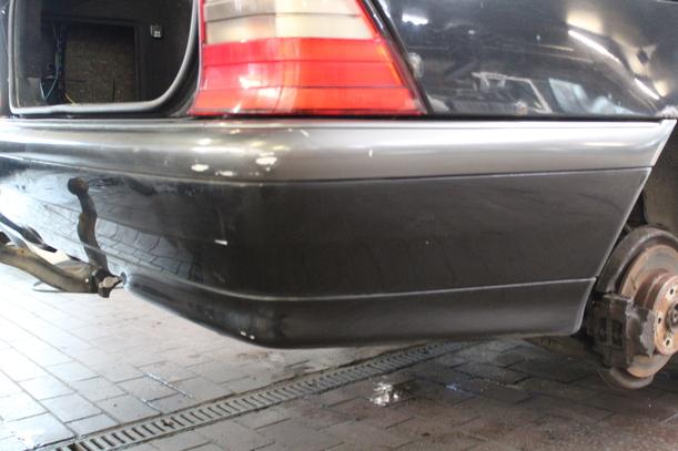 Foto: STOSSSSTANGE/ STOSSFÄNGER HINTEN eines Mercedes-Benz C 200 T