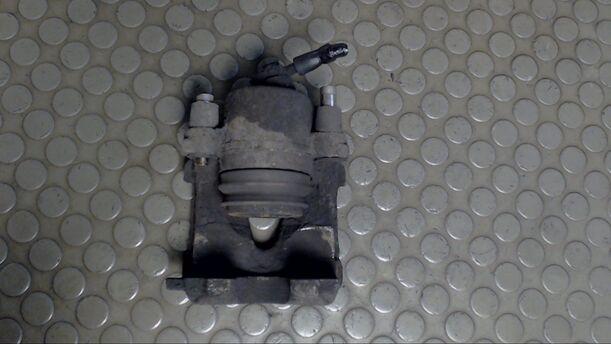 Foto: BREMSSATTEL VORN RECHTS eines VW Polo 1.9 TDI GL
