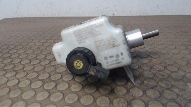 Foto: HAUPTBREMSZYLINDER eines VW Touran 1.4 TSI EcoFuel CL