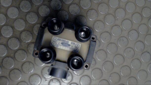 Foto: ZÜNDSPULE eines Ford Focus Turnier CL