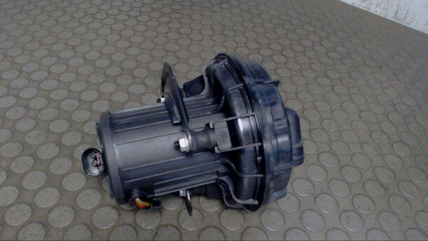 Foto: SEKUNDÄRLUFTPUMPE eines BMW 316ti compact CL
