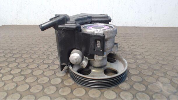 Foto: PUMPE SERVOLENKUNG eines Peugeot 206 75 CL