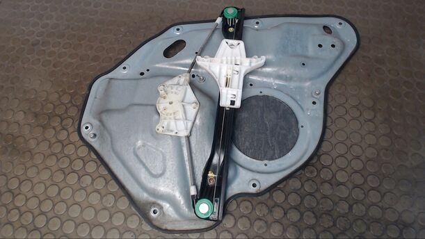 Foto: FENSTERHEBER HINTEN LINKS eines VW Golf Variant 1.9 TDI CL