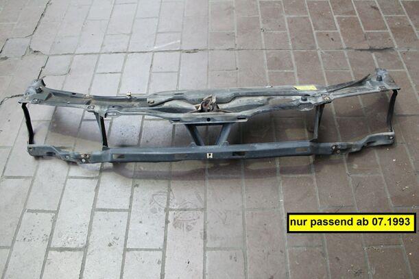 Foto: SCHLOSSTRÄGER / FRONTBLECH eines VW Passat Variant 1.8 CL