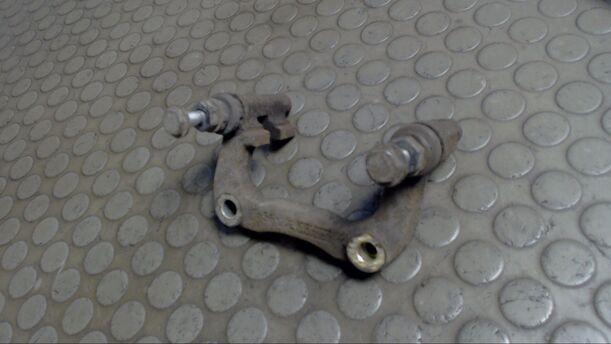 Foto: BREMSSATTELTRÄGER HINTEN L/R eines VW Golf Variant 1.4 CL