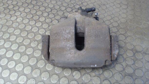 Foto: BREMSSATTEL VORNE LINKS eines VW Touran 2.0 TDI CL