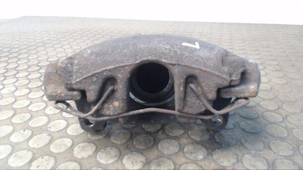 Foto: BREMSSATTEL VORNE LINKS eines VW Touran 2.0 TDI CL