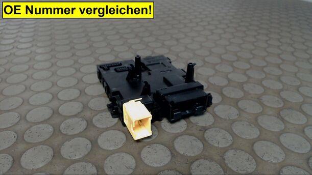 Foto: STEUERGERÄT LENKSÄULE eines VW Passat Variant 2.0 TDI CL