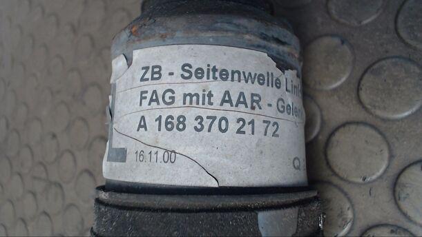 Foto: ANTRIEBSWELLE LINKS eines Mercedes-Benz A 140